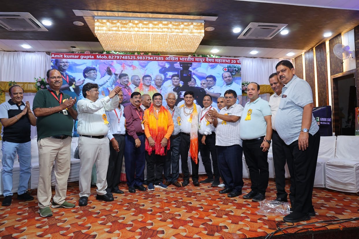 331 marriageable youths introduced themselves from the stage.