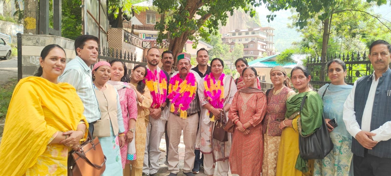 प्रधान परिषद रामपुर की नई कार्यकारिणी। स्रोत : परिषद।