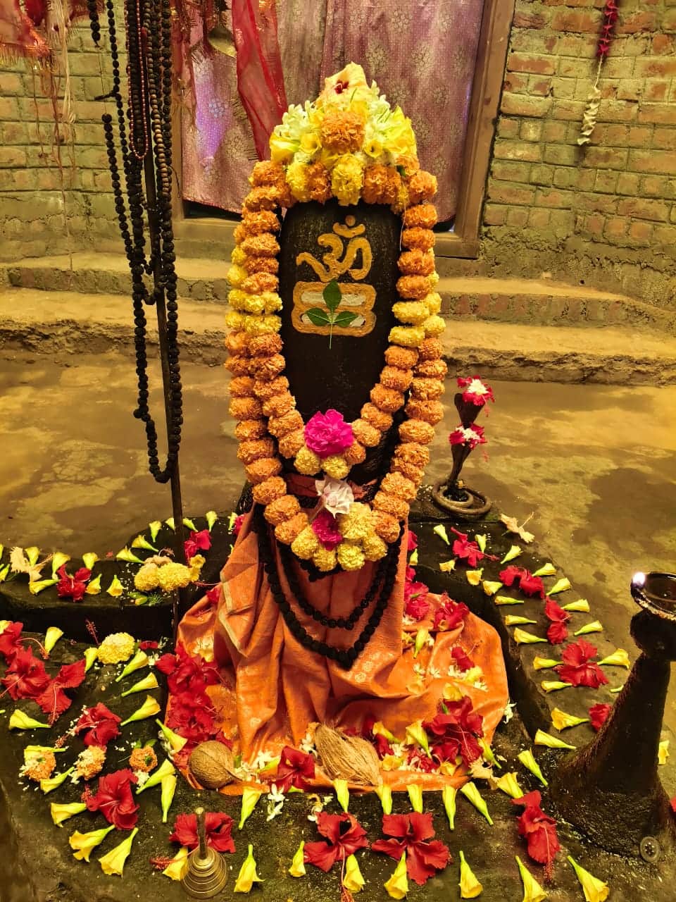 Jagdalpur: Rampal Temple’s Swayambhu Shivling, Unique Beliefs and a Special Tradition Still Followed