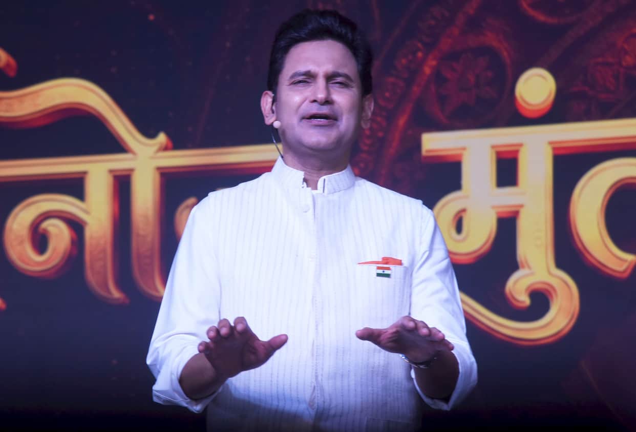 The tradition of honoring the police and army is an example of patriotism: Keshav