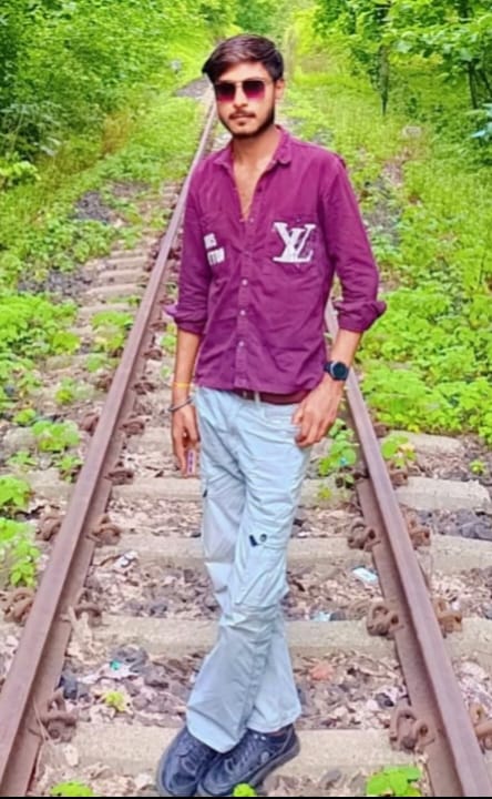 साहिबाबाद। मृतक रवि राज का फाइल फोटो।