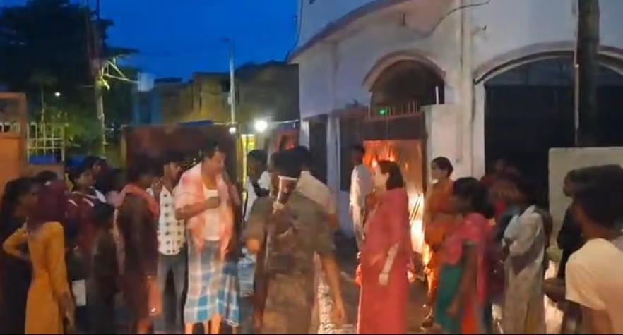 Bihar News: शादी के 8 दिन बाद युवक की संदिग्ध मौत, कमरे में फंदे से लटका मिला शव; पत्नी से हुआ था विवाद