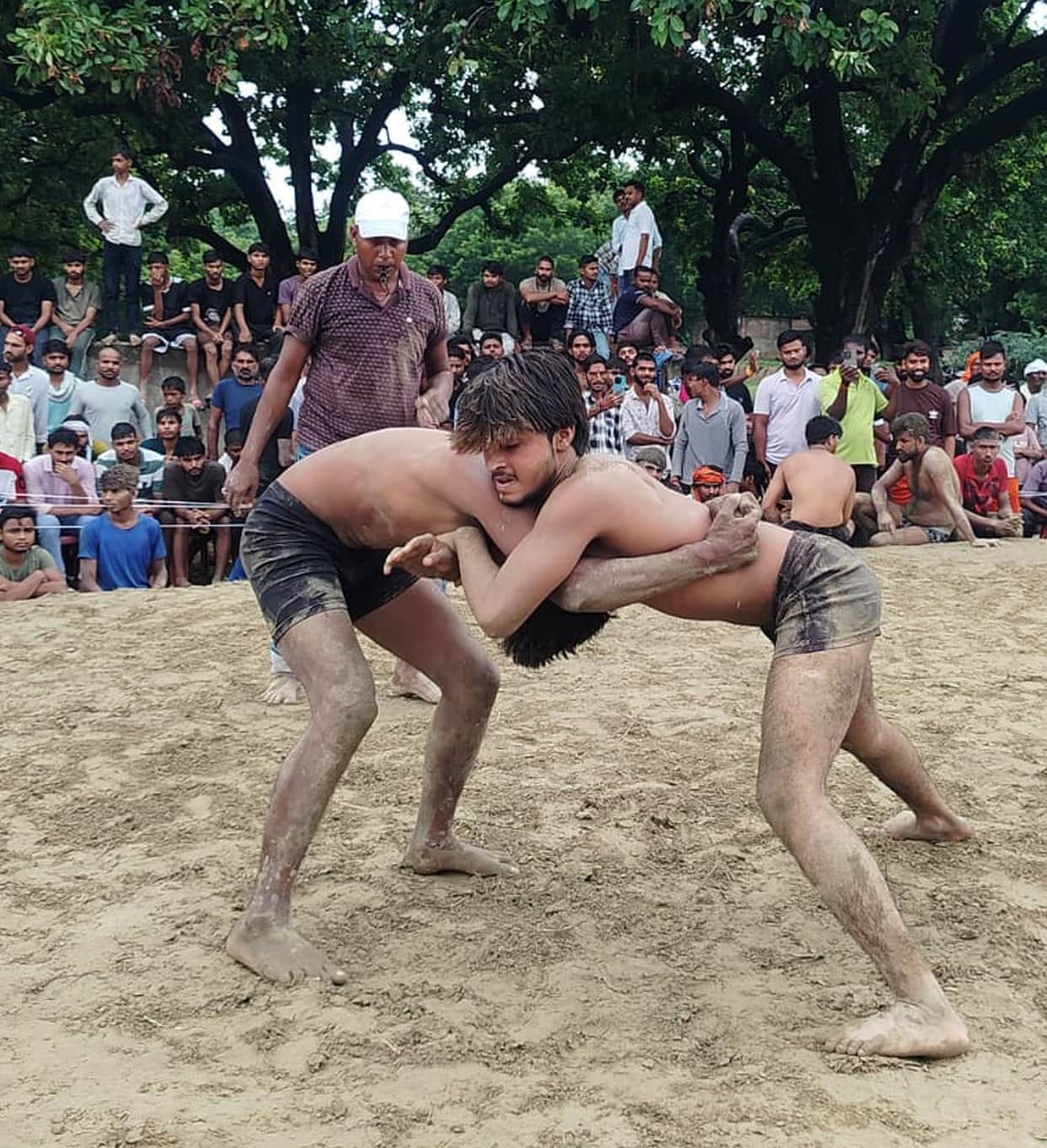 Ramu Tiger became the champion at the wrestling match.