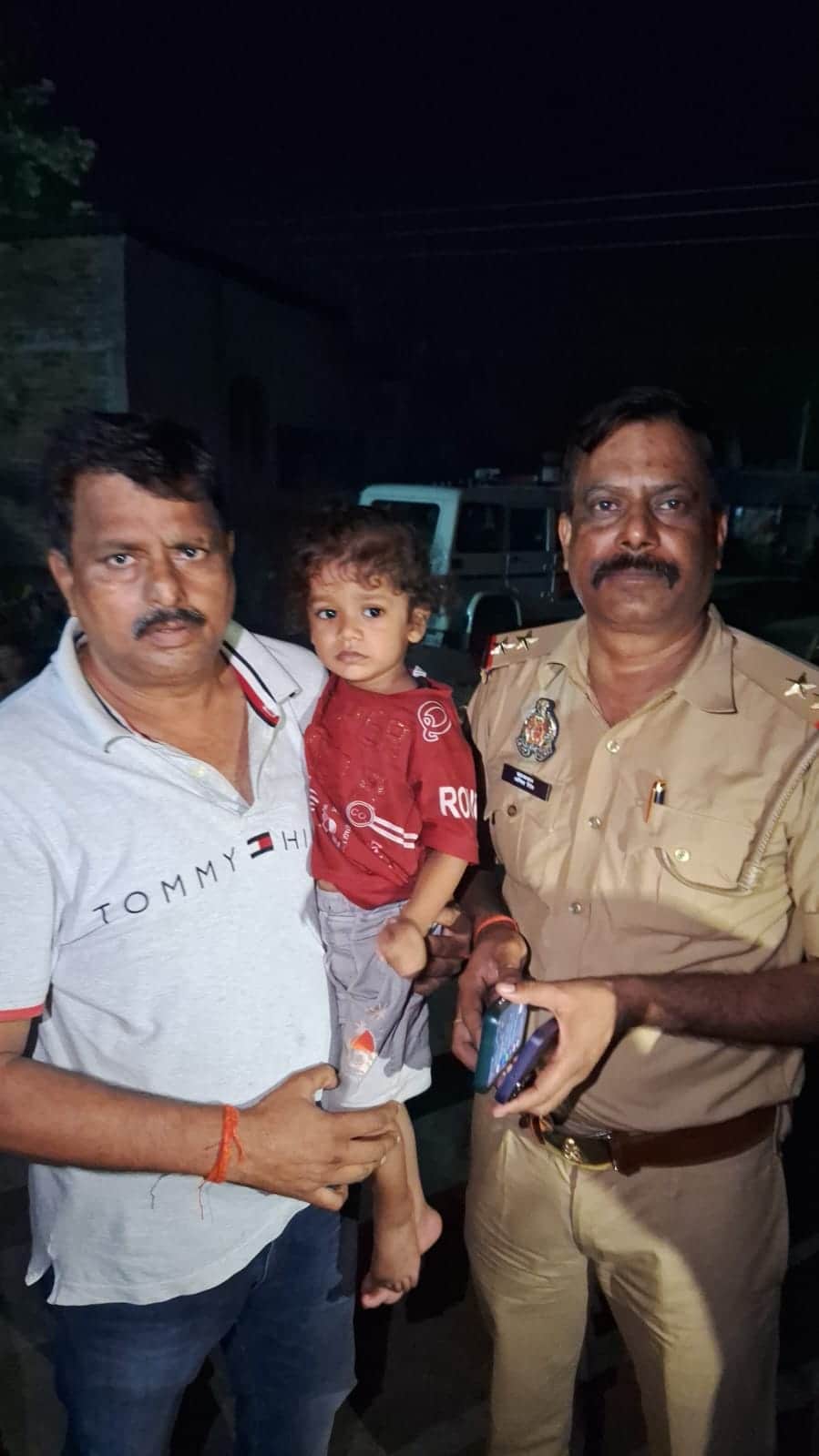 The two-and-a-half-year-old child was found after four hours; the accused fled after seeing the police cordon.