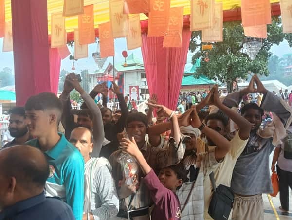 Devotees throng Shaktipeeths; 50,000 offer prayers.