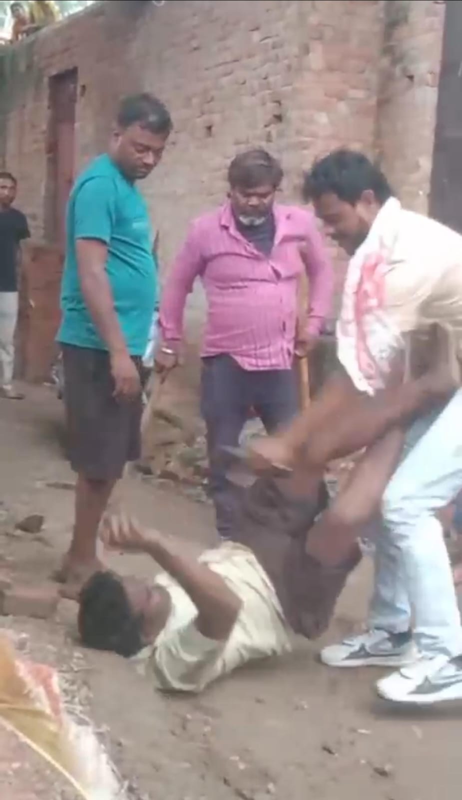 Councilor's representative arrested for assaulting a young man.