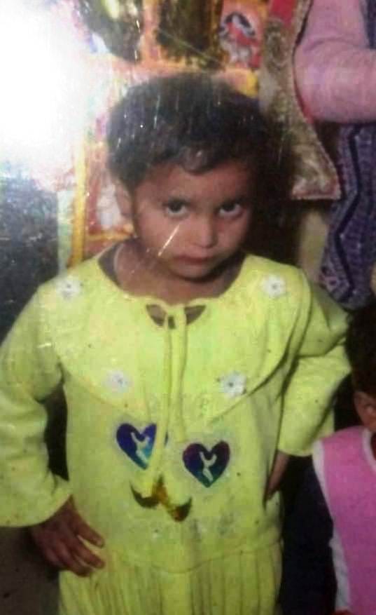 फोटो 35 कासगंज फाइल फोटो मृतका खुशबू। स्रोत: परिजन