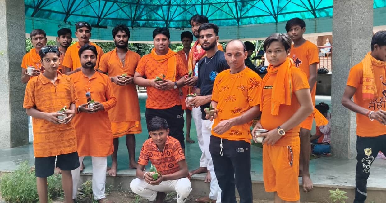 Shiva devotees returned after completing the 50-km Kanwar Yatra