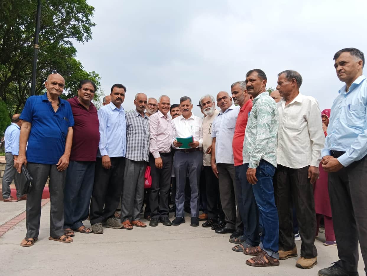 Delegation met the Minister regarding issues in Kalyana Ward.