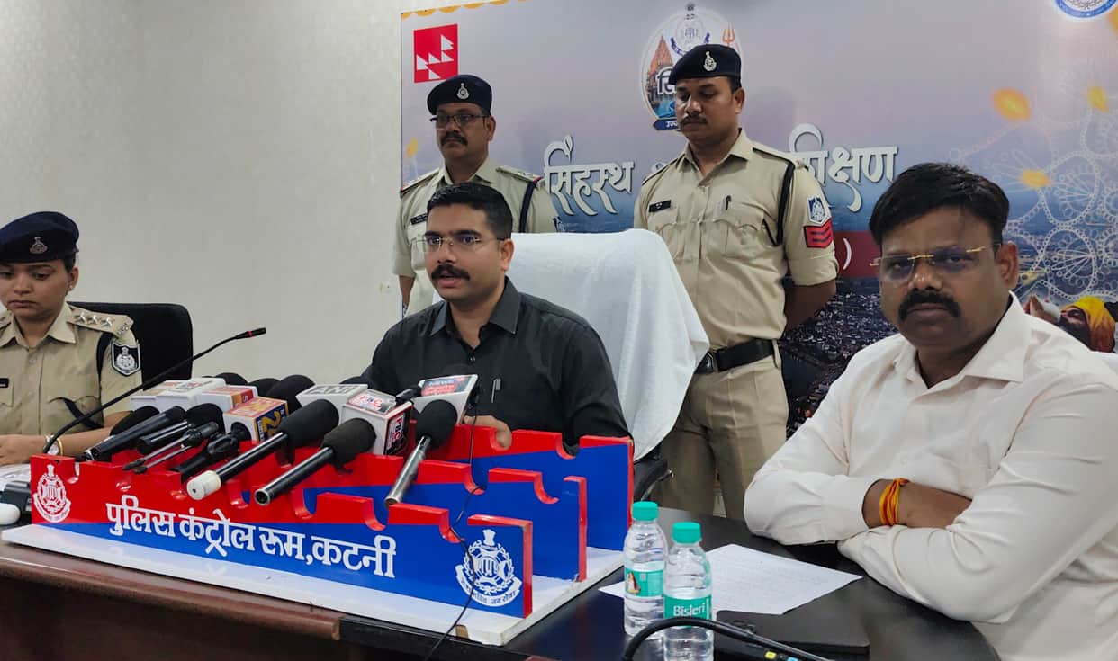 Katni police arrested three accused of an interstate cyber gang, links found with four states.