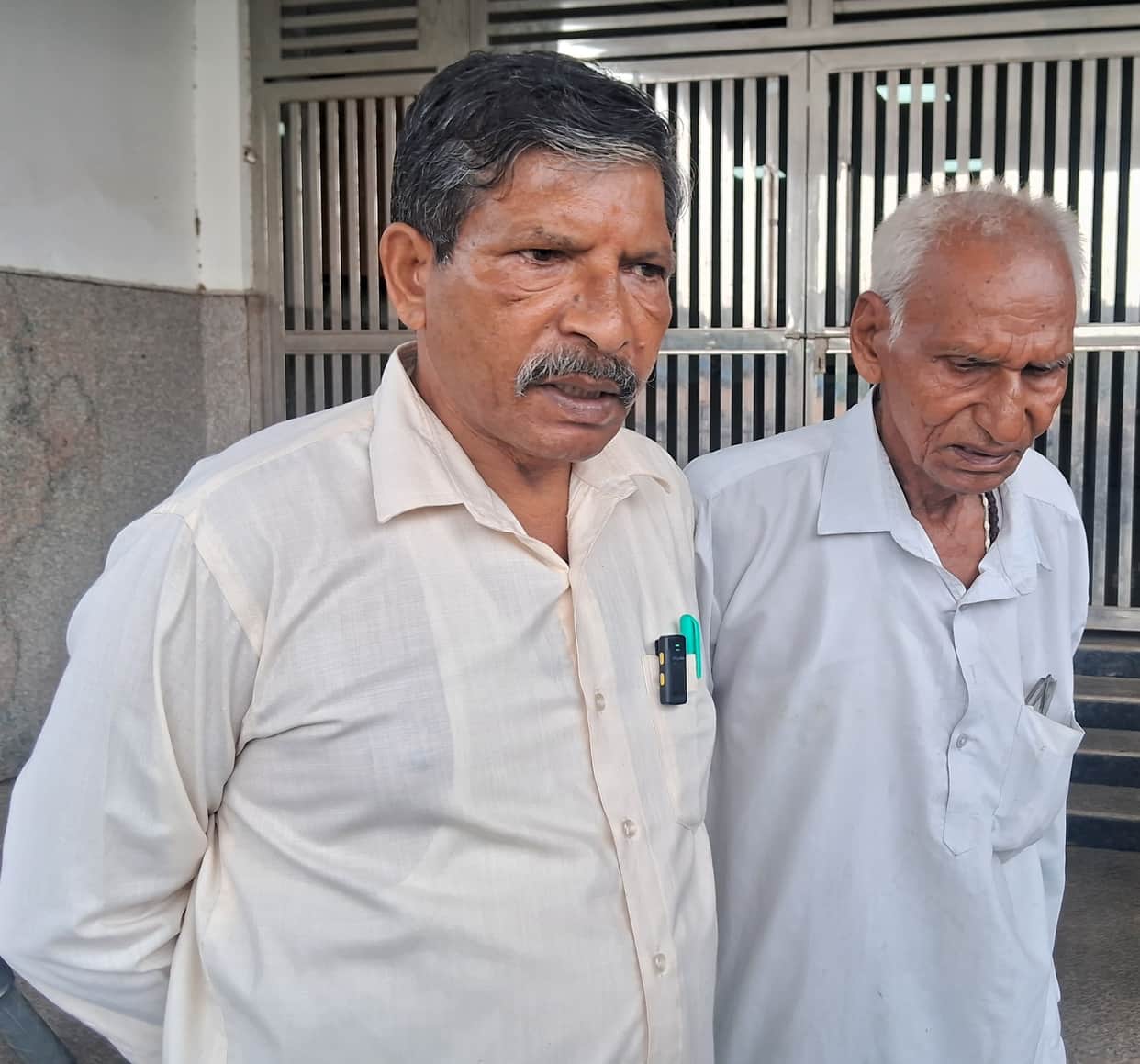Action to remove stairs blocking the street postponed