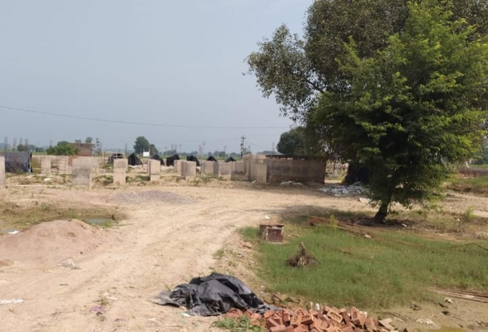 Karnal News: जमीनी विवाद में फंसी 15 हजार लोगों की राहत