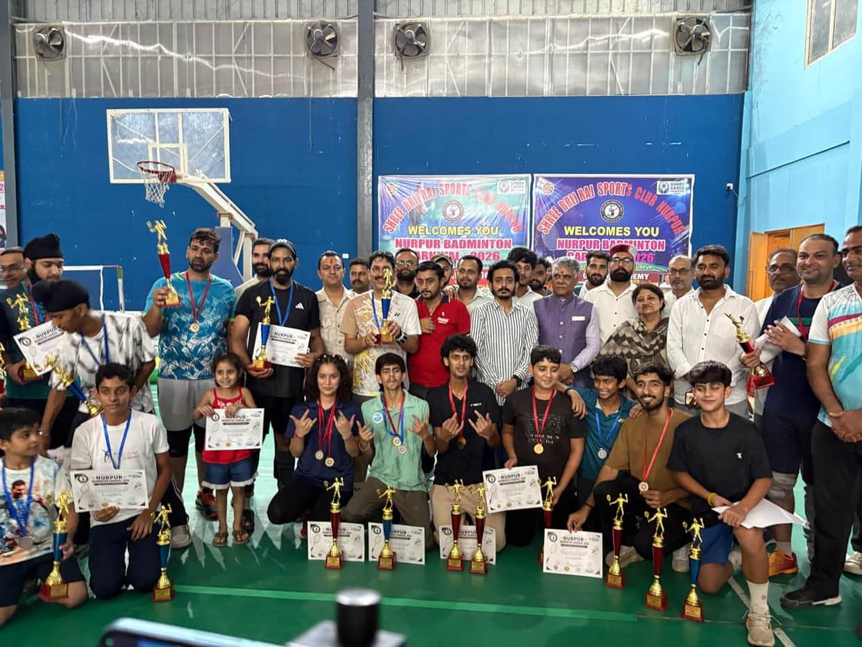 Avni wins the women's singles event.