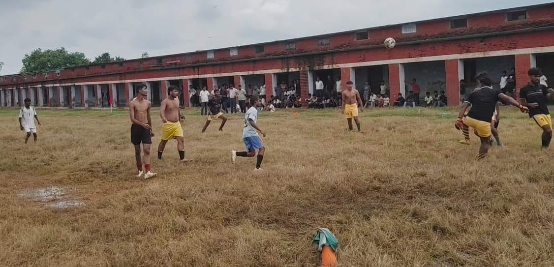 Chandauli News: फुटबॉल प्रतियोगिता में 36 खिलाड़ियों का चयन