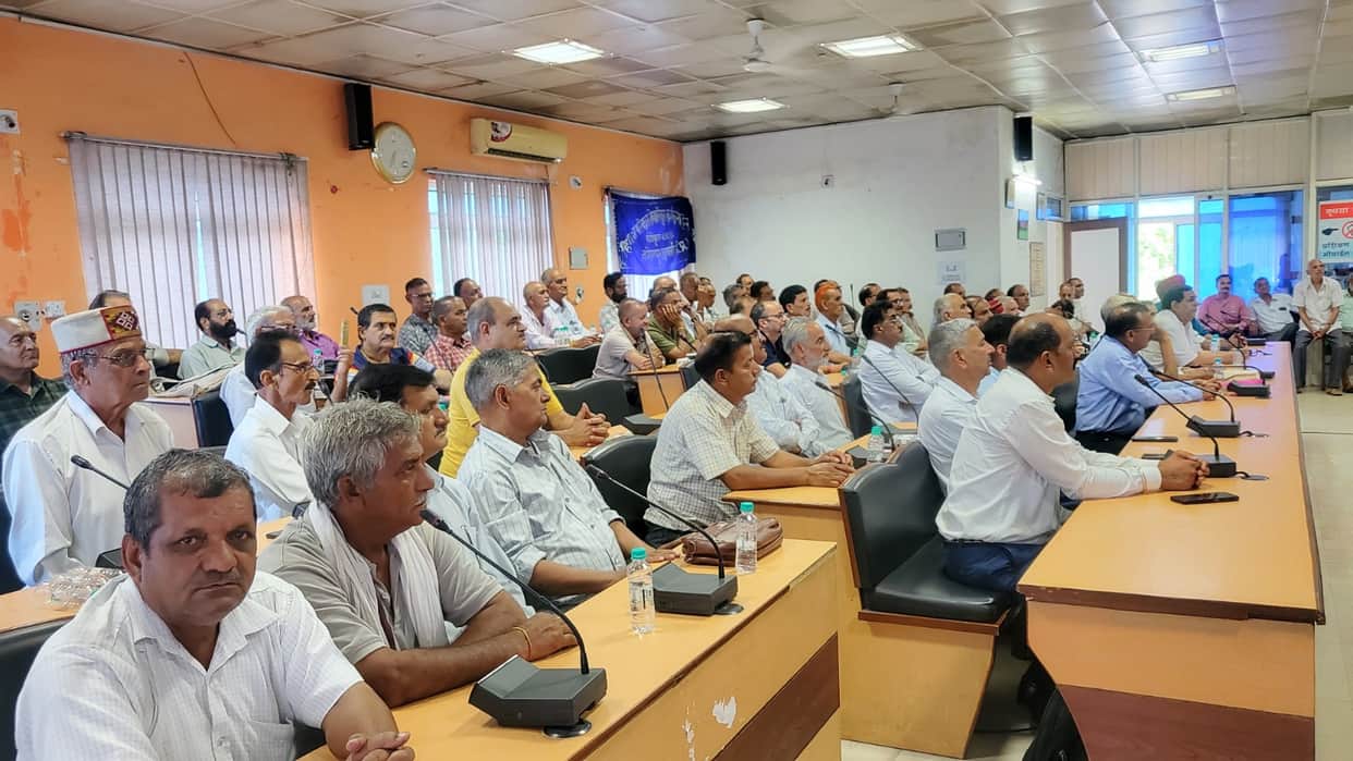 HRTC pensioners demand that the government clear outstanding dues.