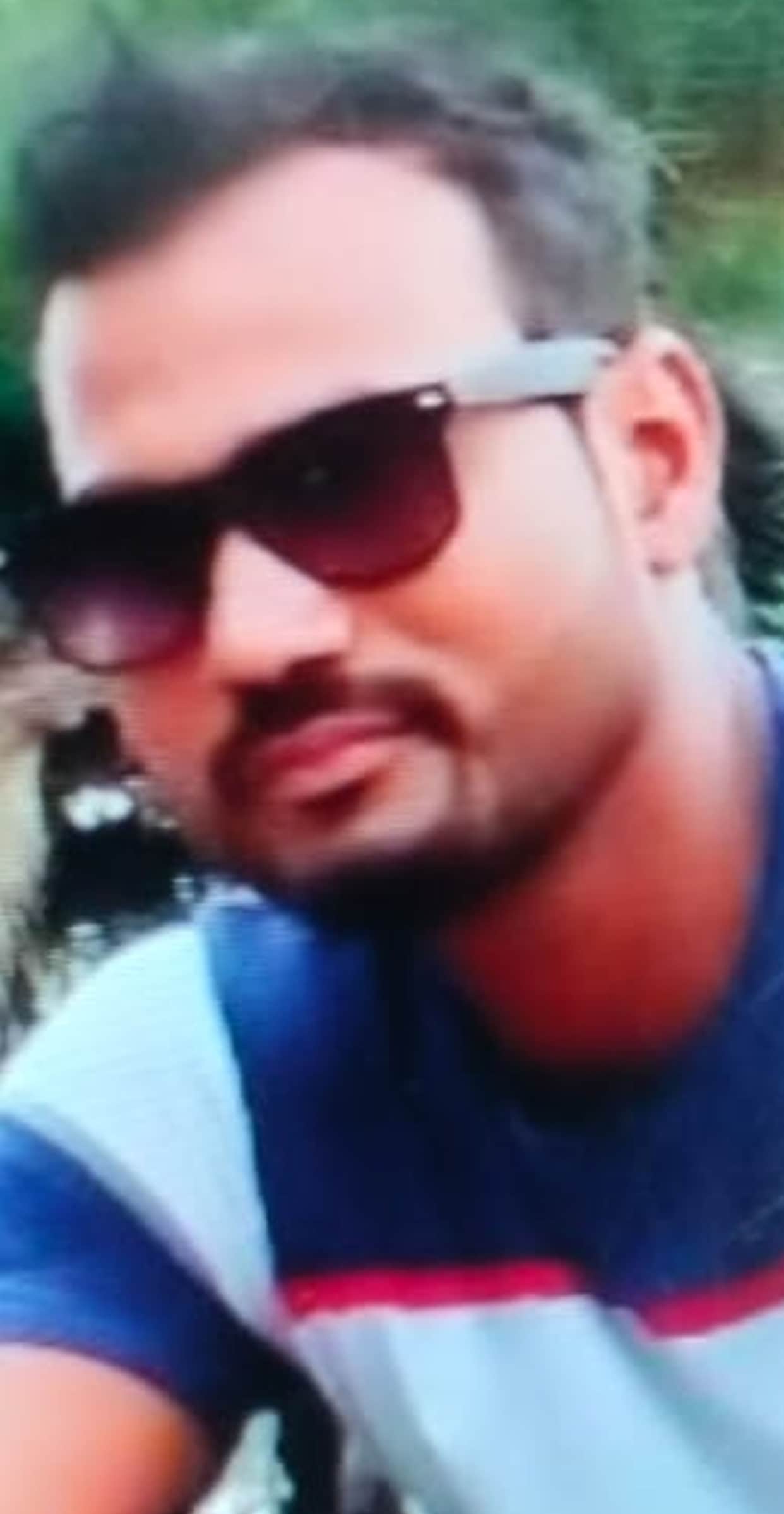 Shopkeeper commits suicide after losing 25 lakh in online gambling.