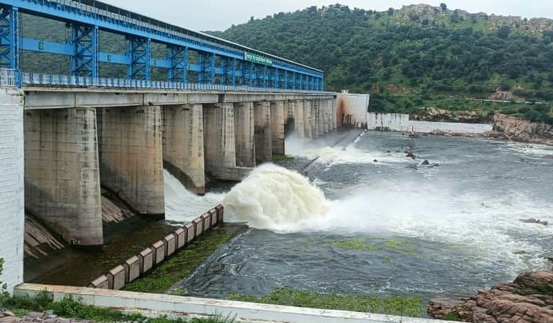 Water released into Dhasan River from Lahchura; alert issued for 15 villages.