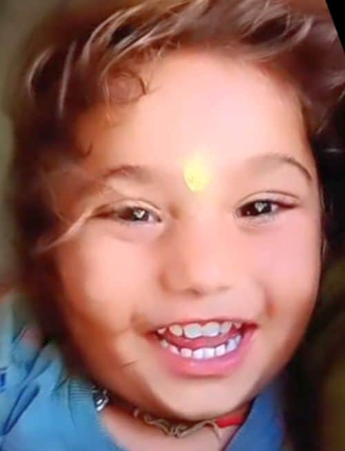 Three-year-old child dies of snakebite.