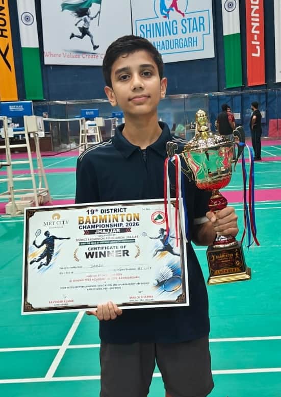 Daksha won a gold medal in badminton.
