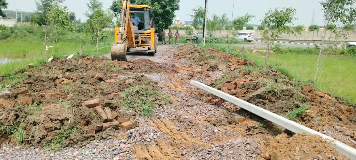 The Authority demolished four unauthorized colonies being developed across 48 bighas.
