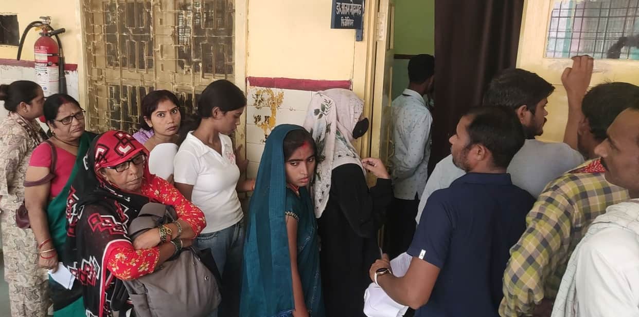 Crowd at OPD; 1,900 patients arrived