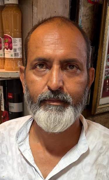 Shahjahanpur News: महंगाई की मार... तीन दिन में दस रुपये बढ़े चीनी के दाम