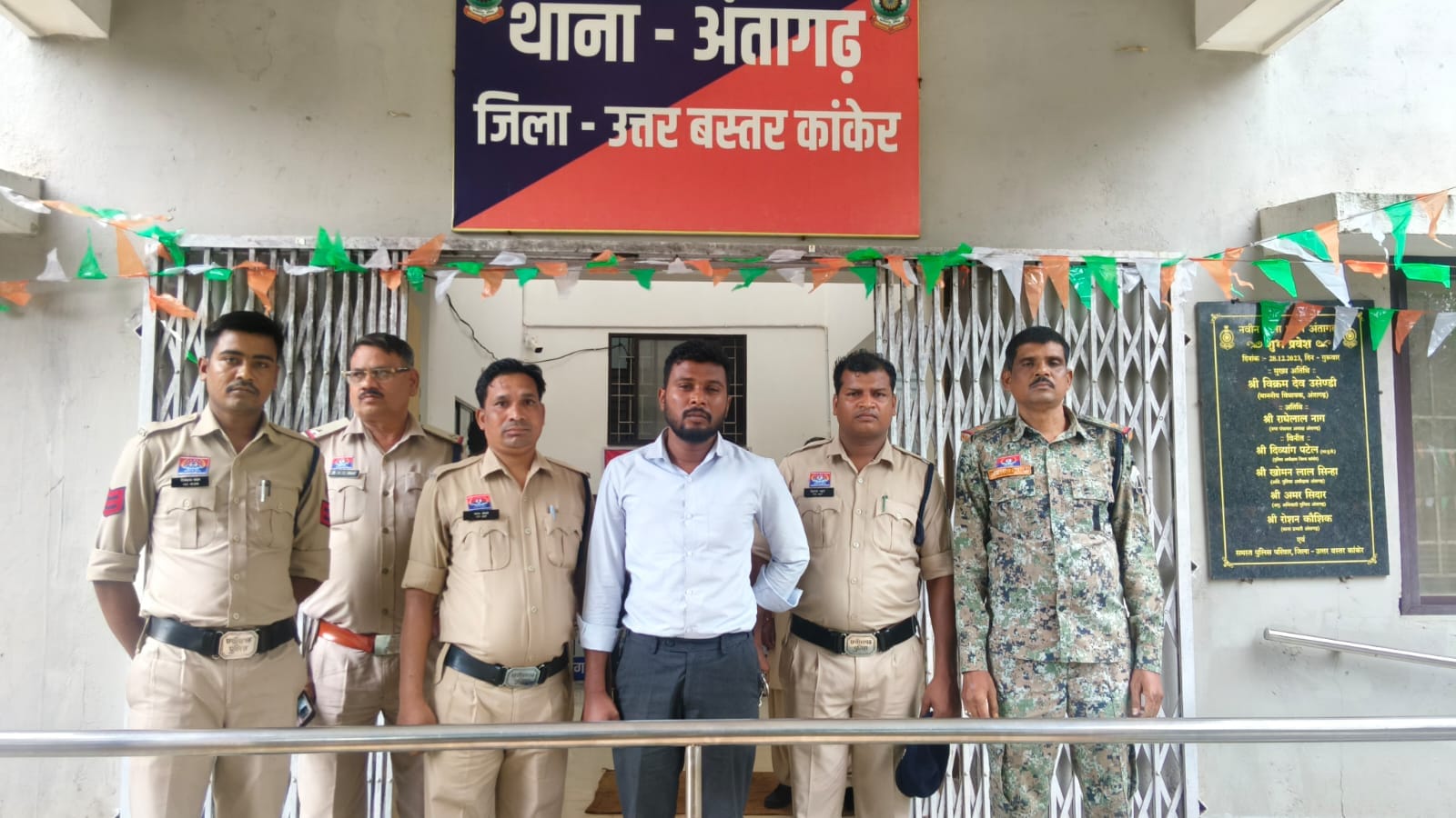 पुलिस हिरासत में आरोपी लैब असिस्टेंट