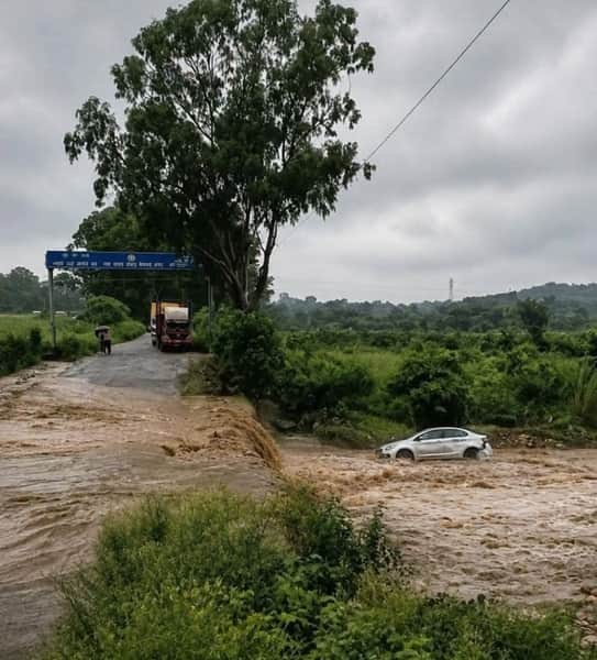 Car swept into Nakki ravine; 26 drinking water schemes disrupted; 11 roads closed.