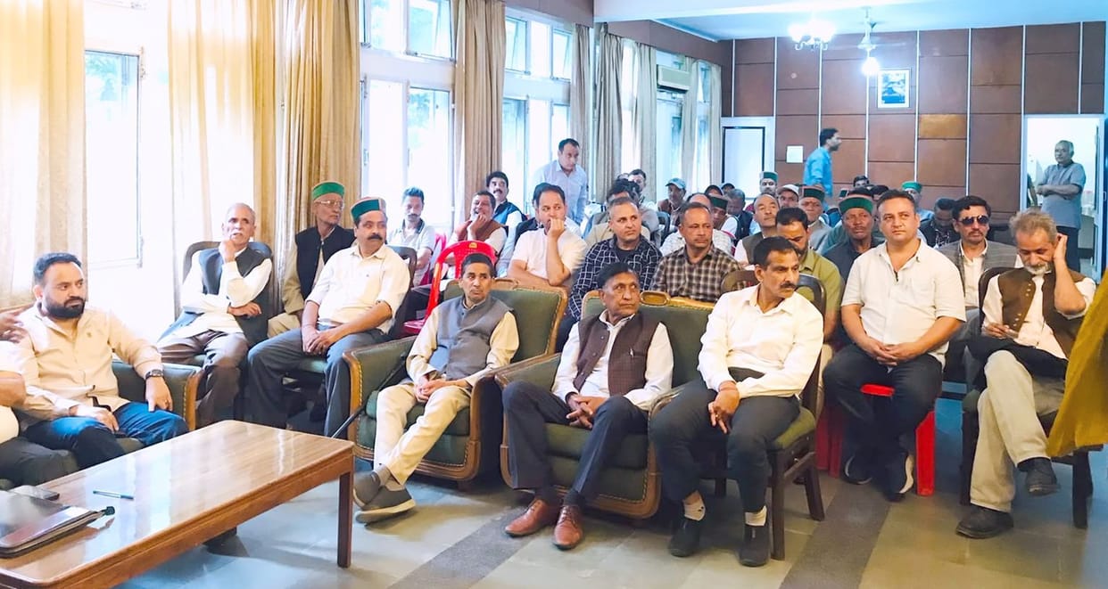 The Block Congress Committee will meet the Chief Minister and Minister Vikramaditya Singh