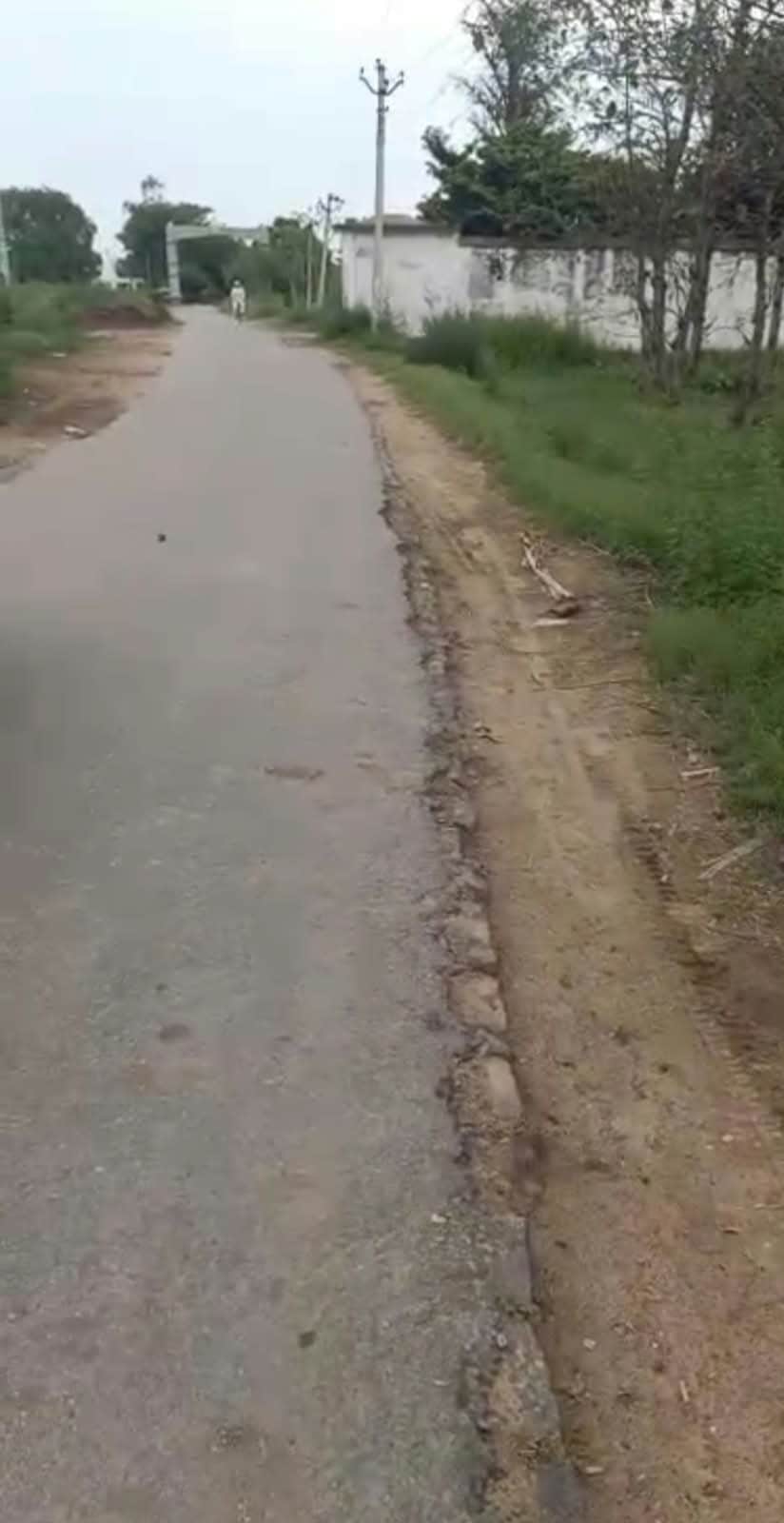 The road from Simbhaoli (NH-09) to Hingwara, Ladpur, and Bharna will be widened to two lanes