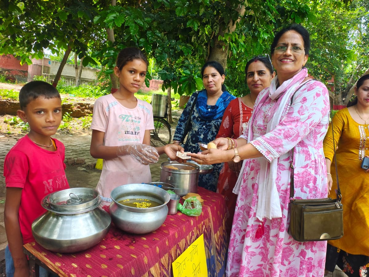 Rewari News: विद्यार्थियों ने हासिल की व्यवसाय से जुड़ी जानकारी