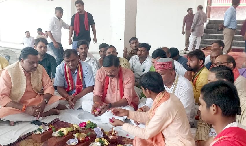 Sambhal News: श्री हरिबाबा बांध धाम बनेगा पर्यटन स्थल, भाजपा विधायक ने किया भूमि पूजन