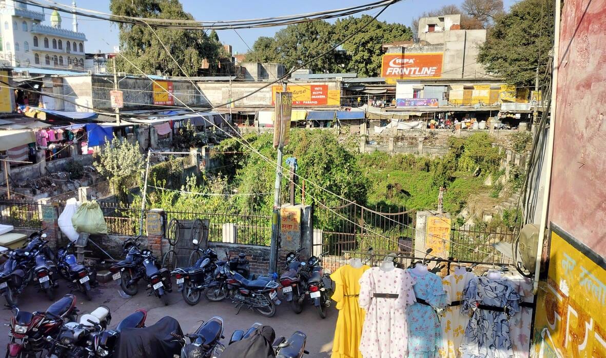 बहराइच में स्थित स्टीलगंज तालाब पार्क।