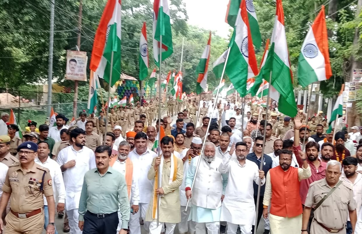 Tribute paid to immortal martyrs at JNCU on Ballia Sacrifice Day