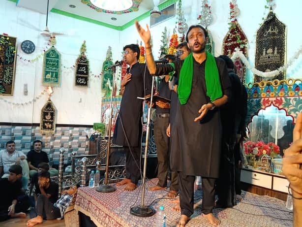 Siddharthnagar News: Devotees recited elegies and performed ritual mourning throughout the night during Shabbedari