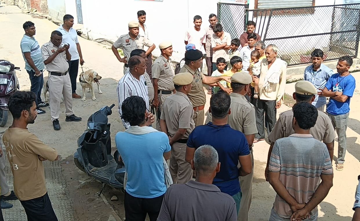 Search operations conducted in Dhigawa Mandi and Bardu Chaina to crack down on drug smugglers.