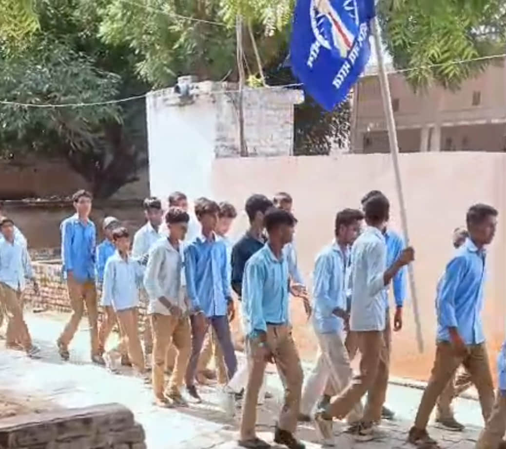 Issue of hoisting a specific party's flag during the morning procession heats up.