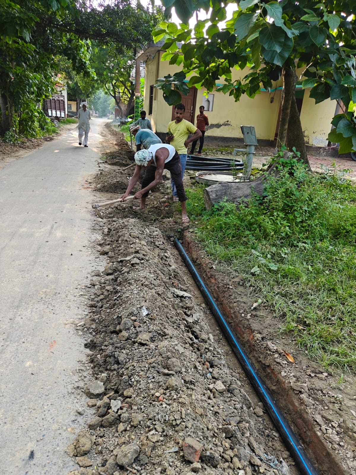 Jal Jeevan Mission: Pipe laid at a depth of just half a foot.