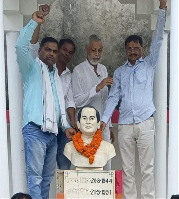 Rajiv Gandhi's birth anniversary celebrated with great fanfare