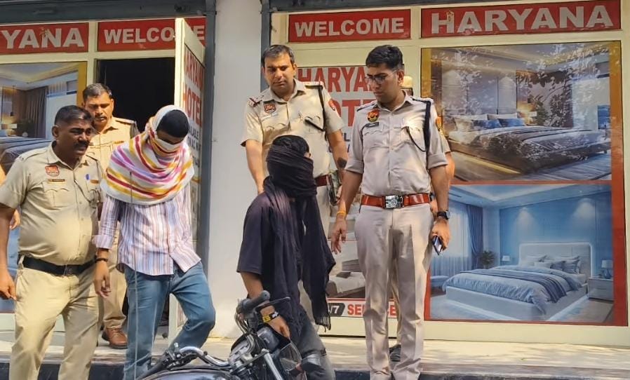 Police raid hotel on Kirmach Road, 10 people including six girls arrested