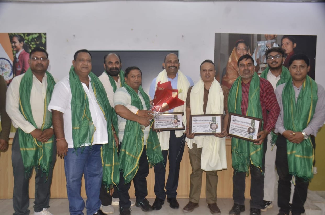 Felicitation of the newly appointed office-bearers of the State Kho-Kho Association.