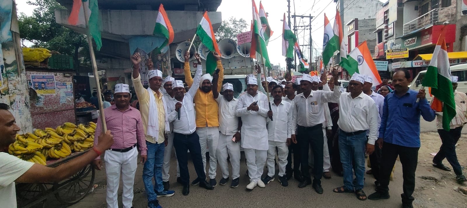 सफाई कर्मचारियों ने निकाली तिरंगा यात्रा। स्रोत-सोशल मीडिया