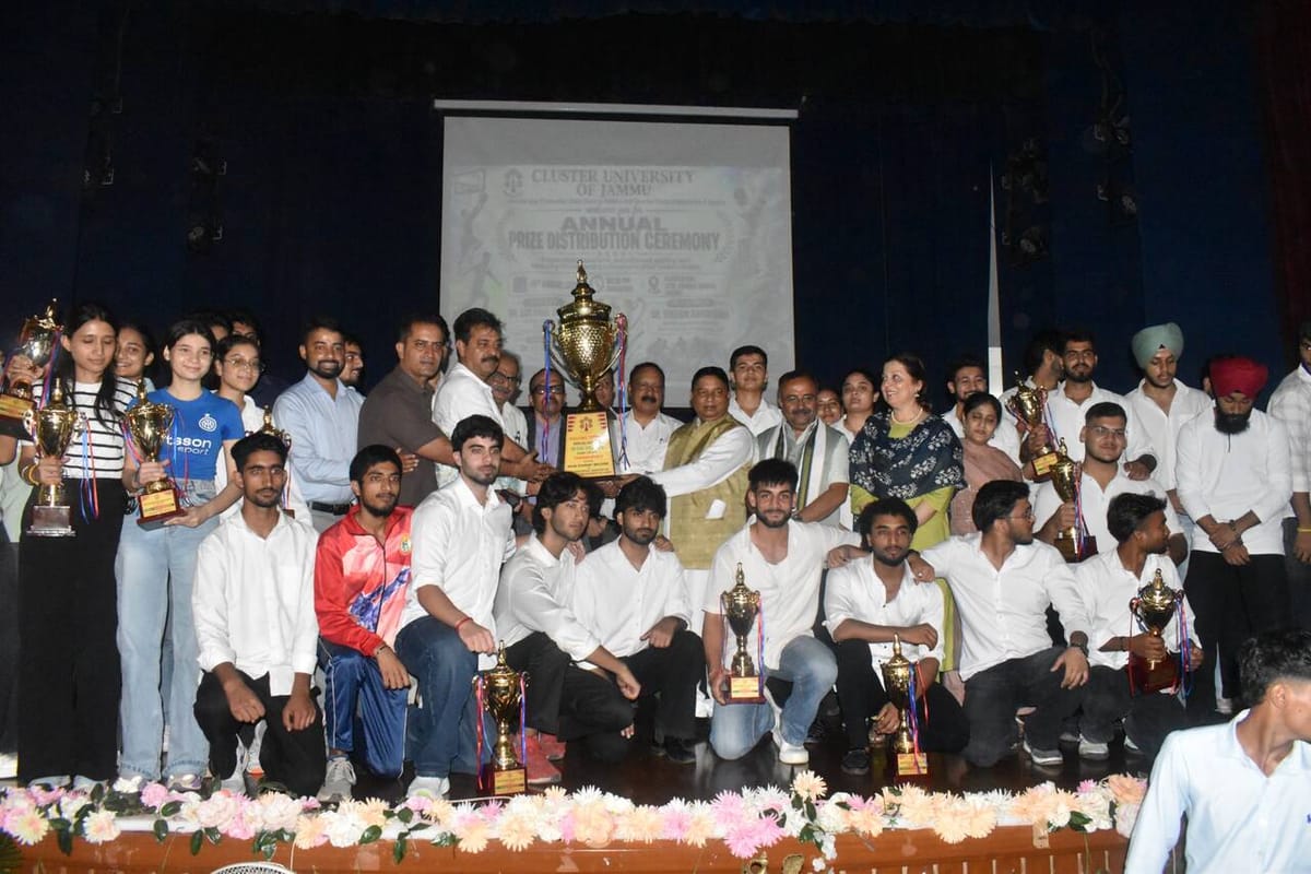 Jammu News: खिलाड़ियों के सम्मान समारोह में क्लस्टर विवि को मिले 10 लाख