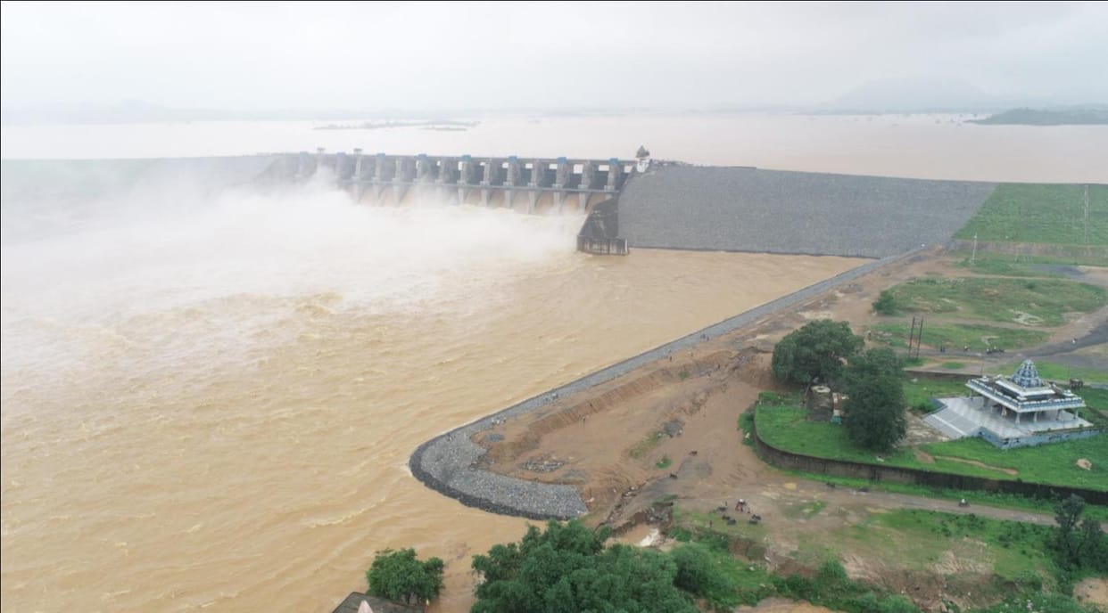 Four days of heavy rain, yet rainfall in Sonbhadra remains 15% below the norm; Jaunpur faces the worst situation.