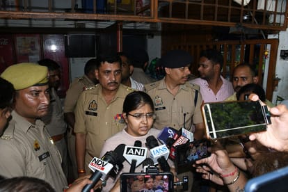 Lucknow: Manas had brought not one but two pistols to kill his bank employee wife, and taunted the man who ca
