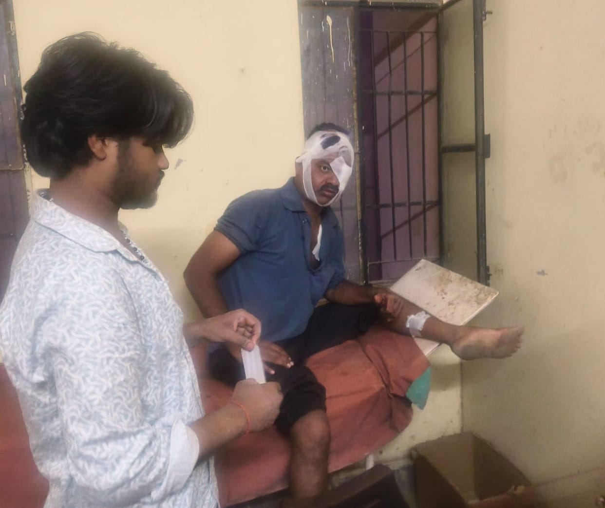 Youth returning from Chennai attacked by neighbors; injured.