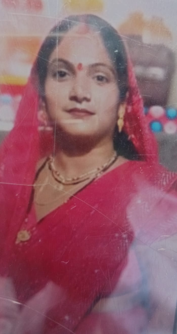 firozabad news electric shock lady died