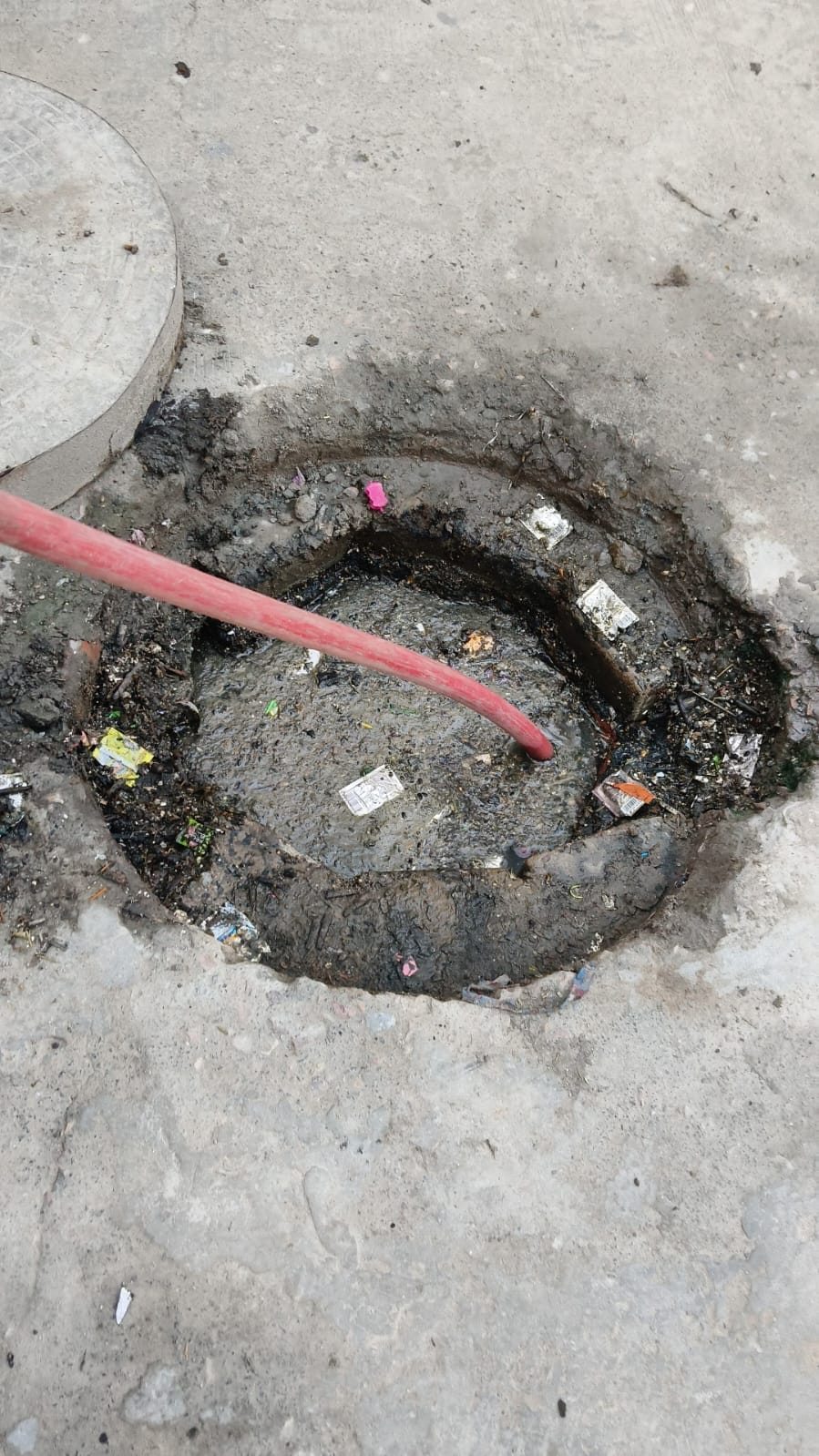 isk of cracks in house foundations due to sewage water; residents worried.