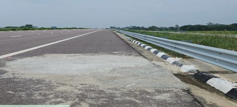 Section of Ganga Expressway caves in; questions raised about quality