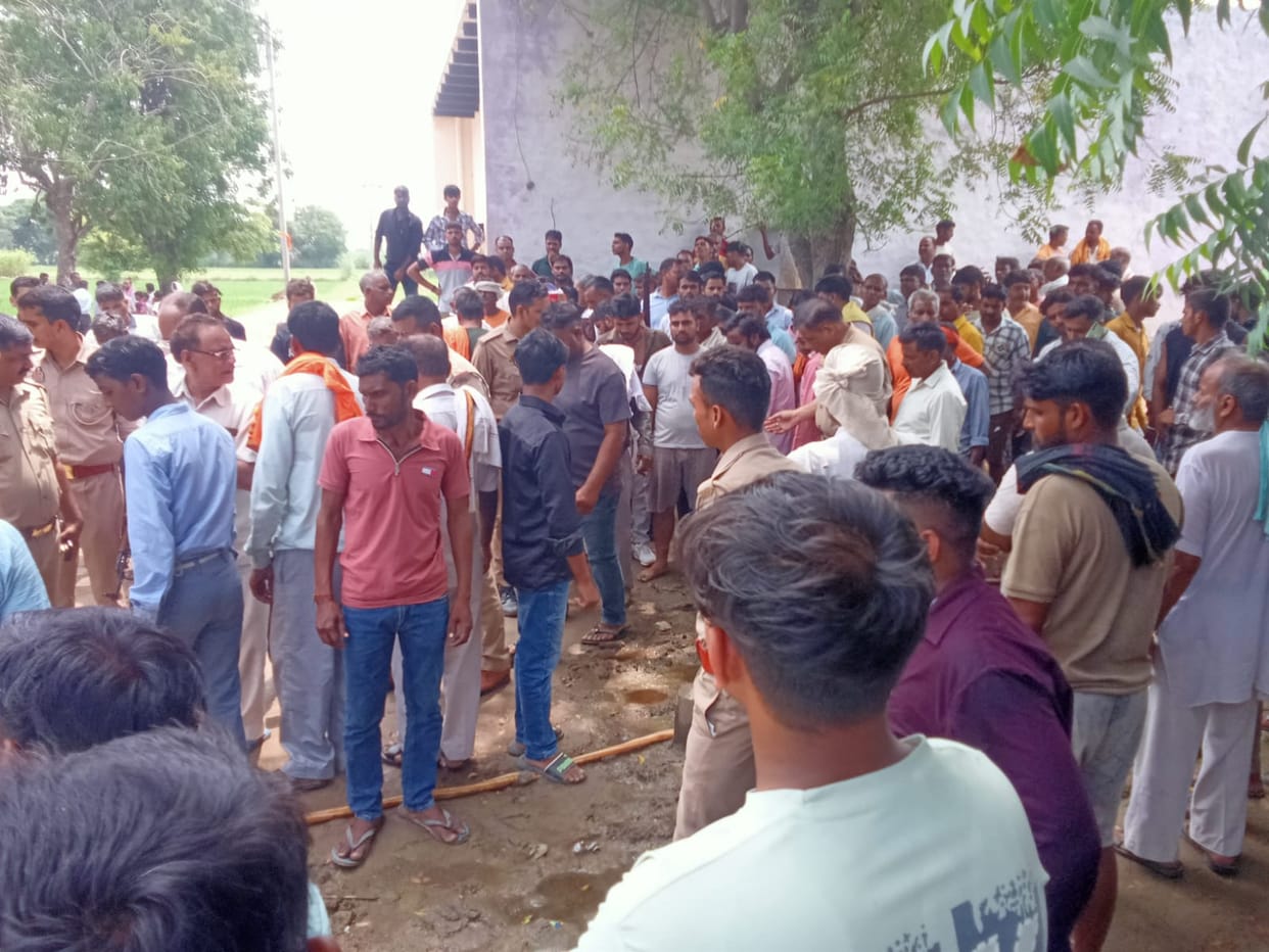 Teenager and young man die of electrocution